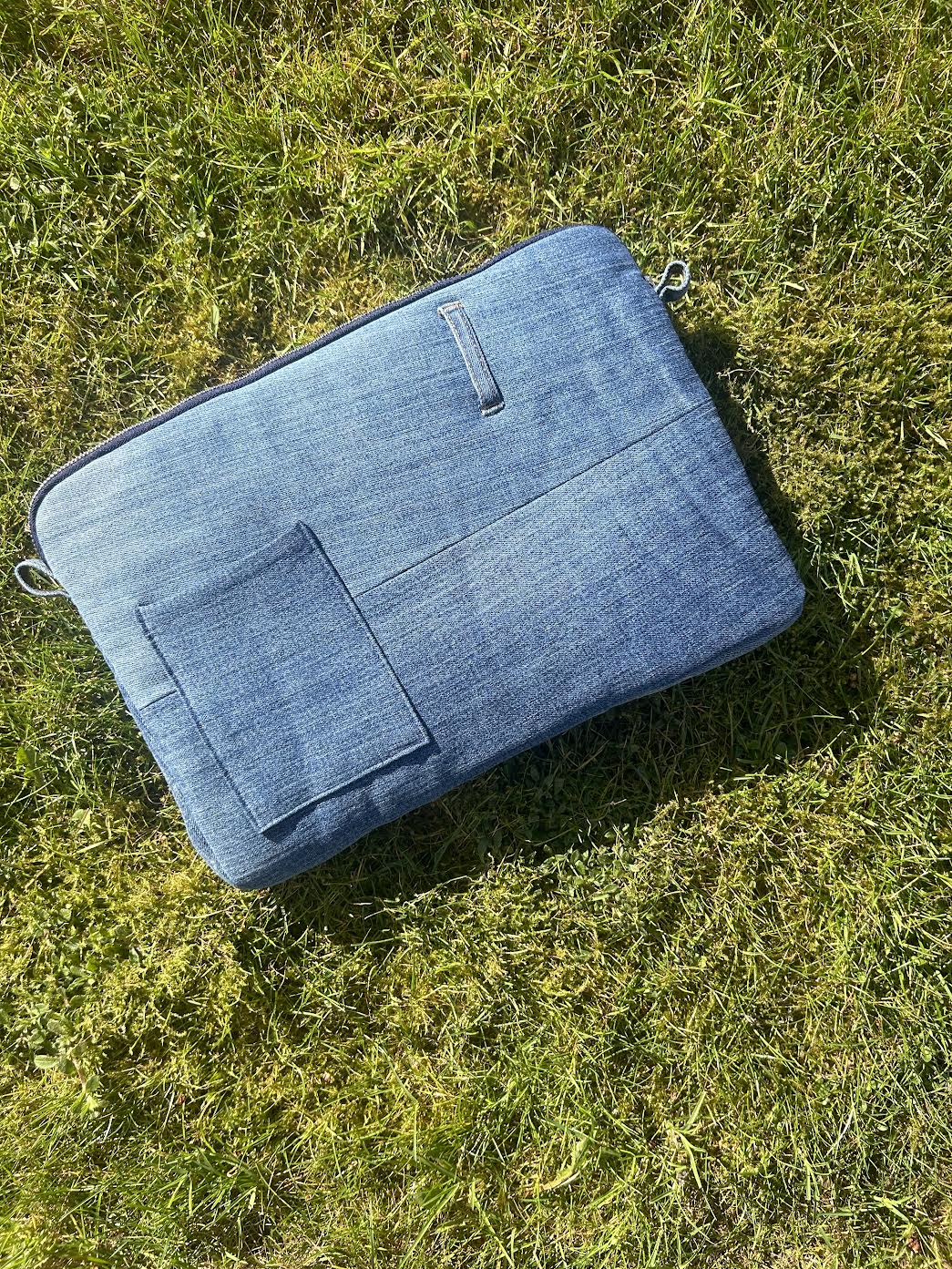 Recycle Computer Case Park+Coop for Retold: Upcycled Laptop Case – Retold Recycling