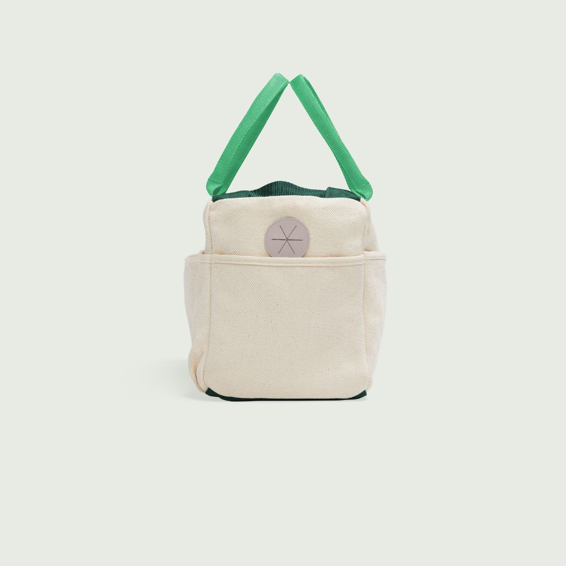 Character: The Carry-all Set