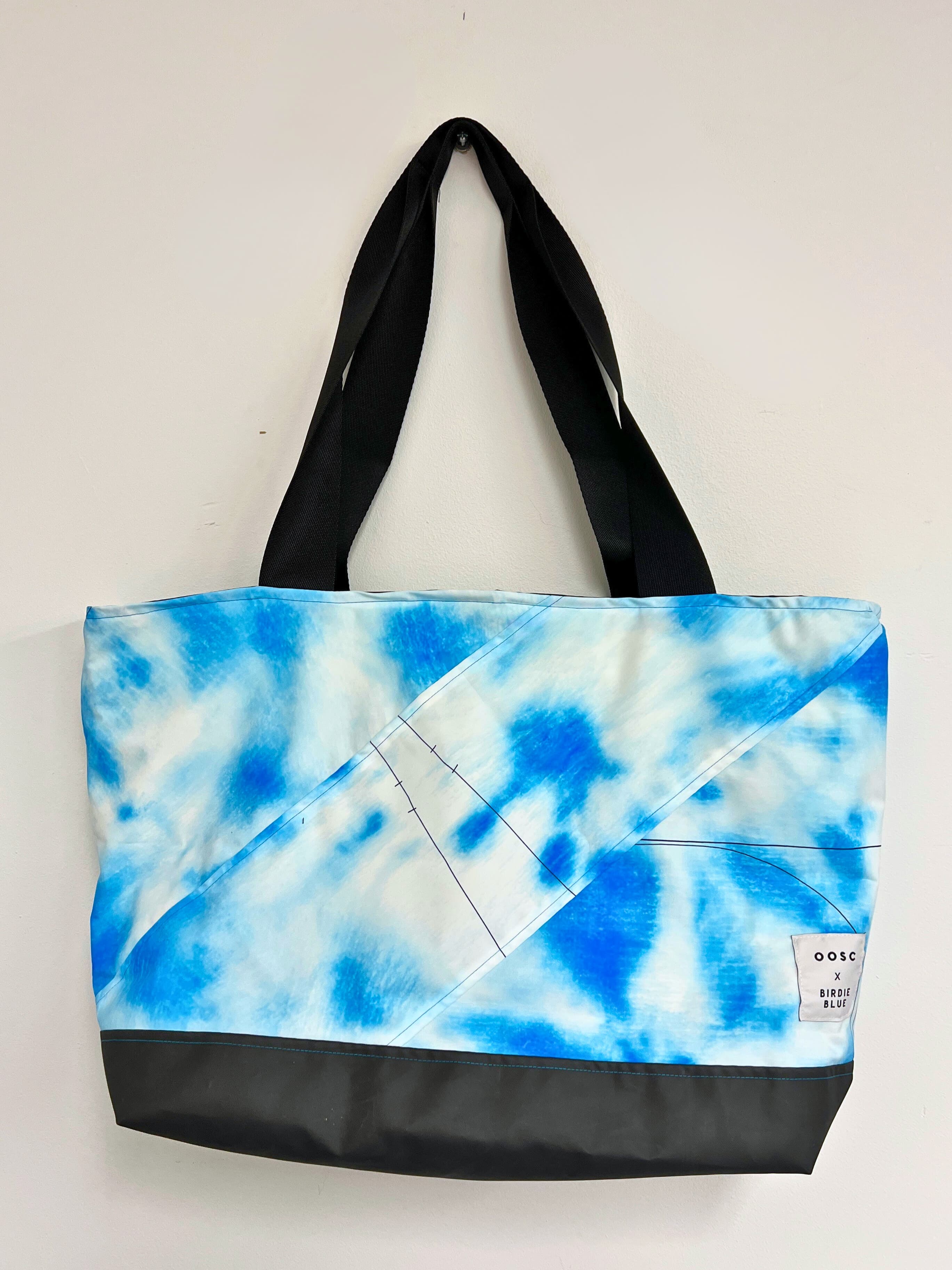 BirdieBlue: The Carry All